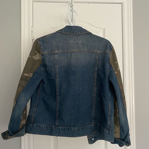 Urban Outfitters Jean Jacket with Army Detailing - Picture 4 of 4